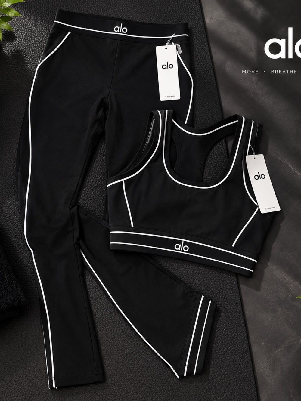 ALO Yoga Black Sports Bra and Leggings Set with White Piping